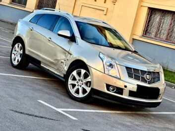 Cadillac SRX 3.0 Автомат 2010 года